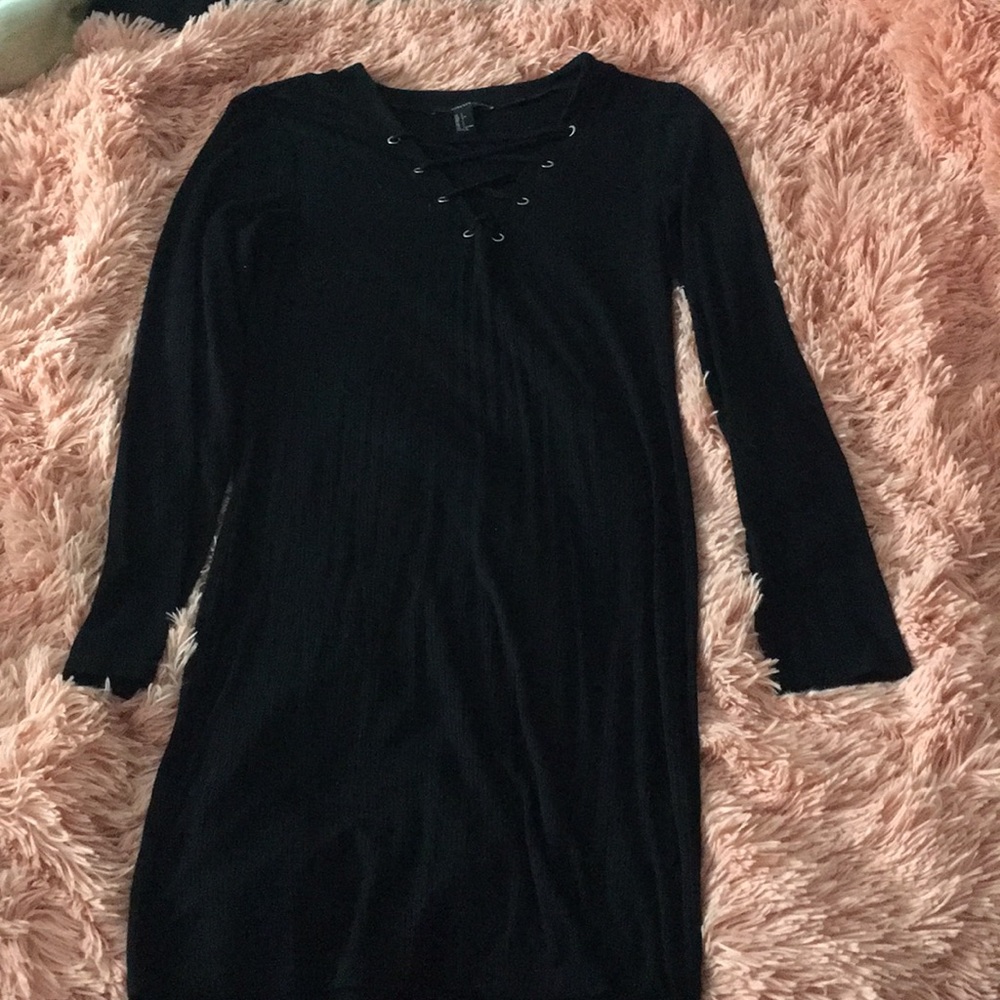 Bodycon black lace up dress